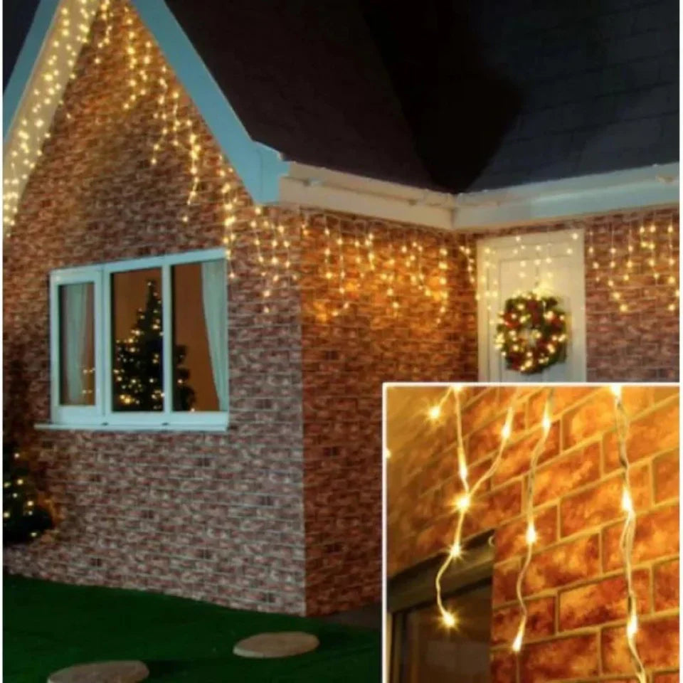Instalatie Craciun 10m cu flash, 200 LED-uri, de exterior, tip franjuri, turturi ,fir alb, interconectabila + Instalatie solara 10 metri, 100 LED CADOU